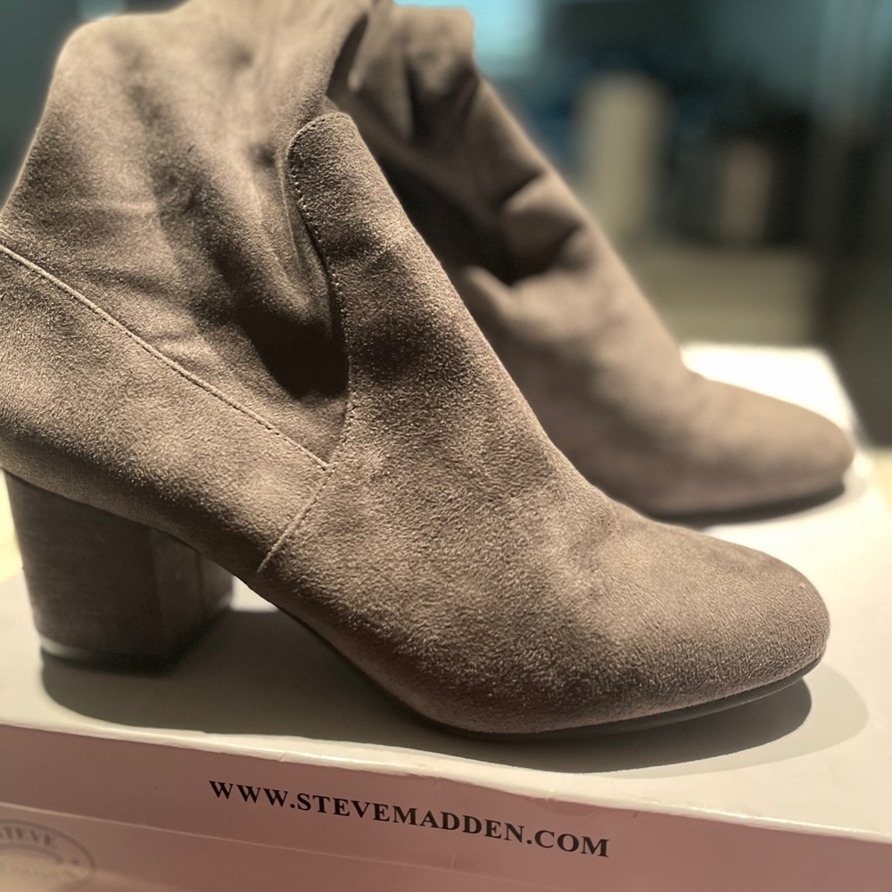 Steve Madden Isaac 7.5 over the knee boot